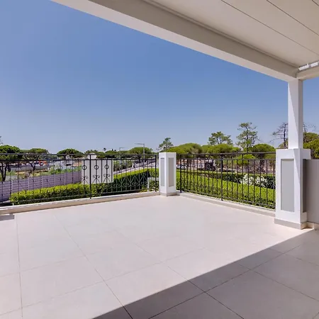 Casa Barakat With Pool And Bbq In Vale Do Lobo Lejlighed