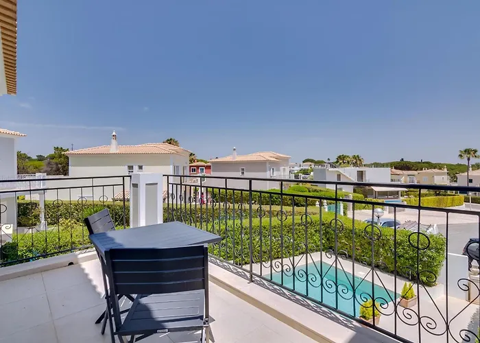 Casa Barakat With Pool And Bbq In Vale Do Lobo דירה