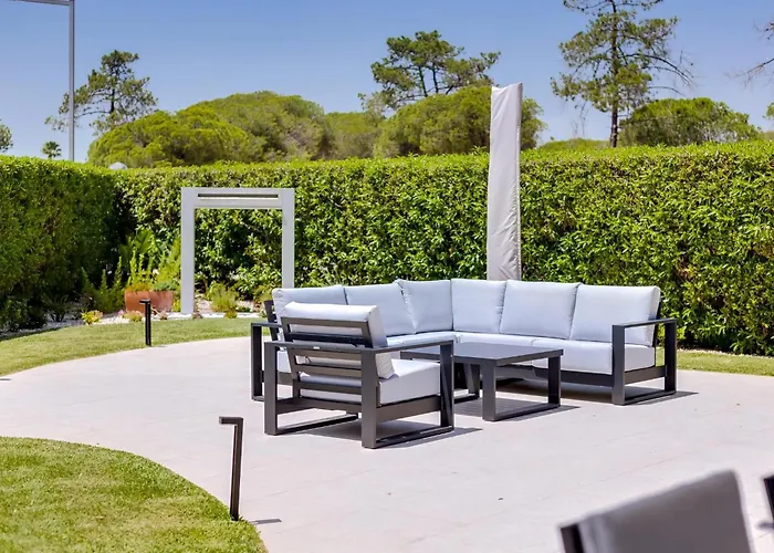 Casa Barakat With Pool And Bbq In Vale Do Lobo