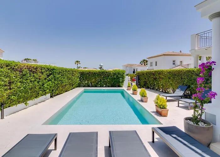 Casa Barakat With Pool And Bbq In Vale Do Lobo * Quinta do Lago
