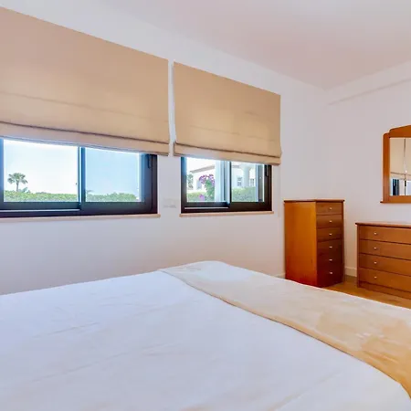 Casa Barakat With Pool And Bbq In Vale Do Lobo